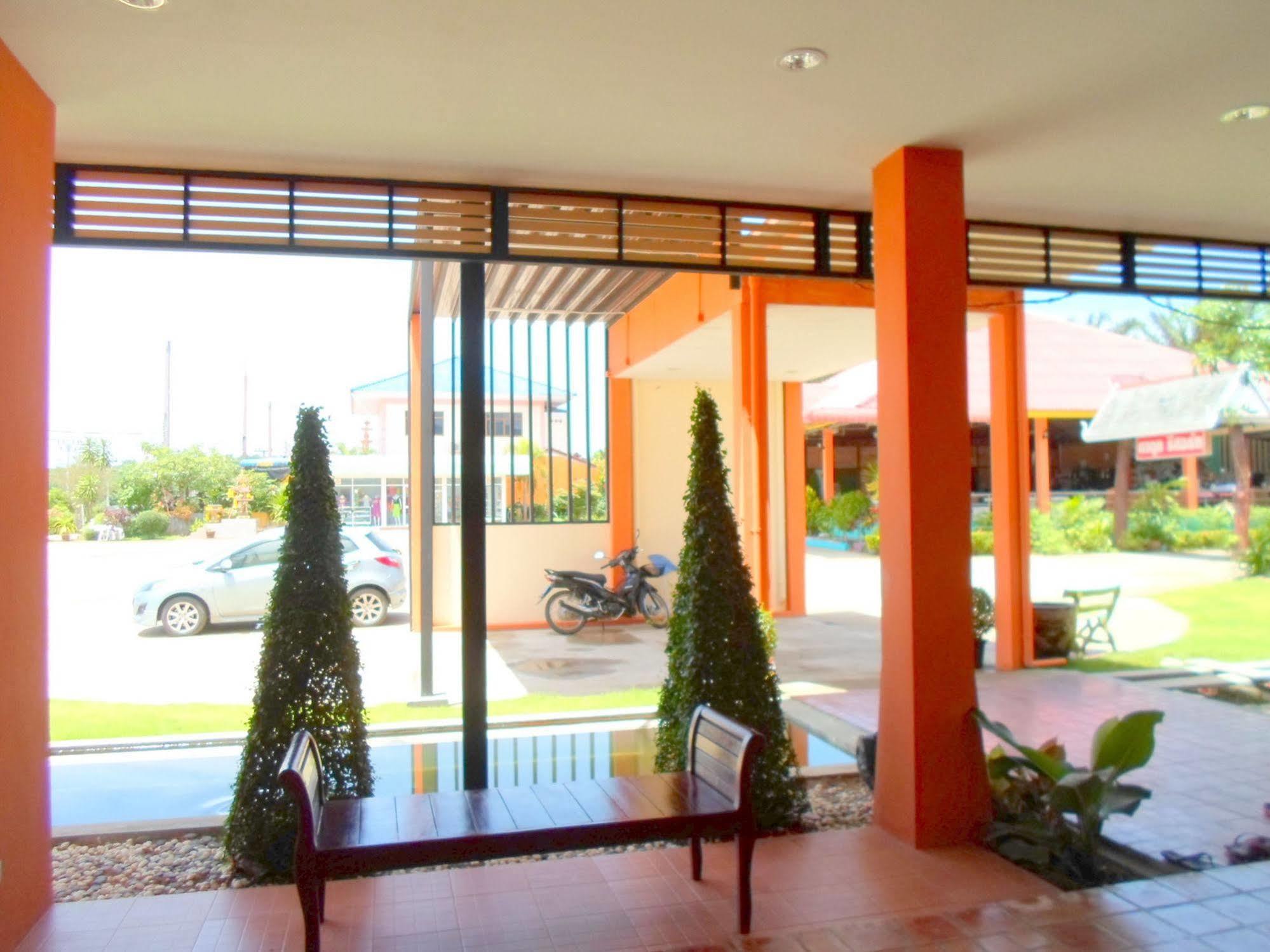 Bantatuk Resort & Restaurant Ban Tha Khun Exterior photo