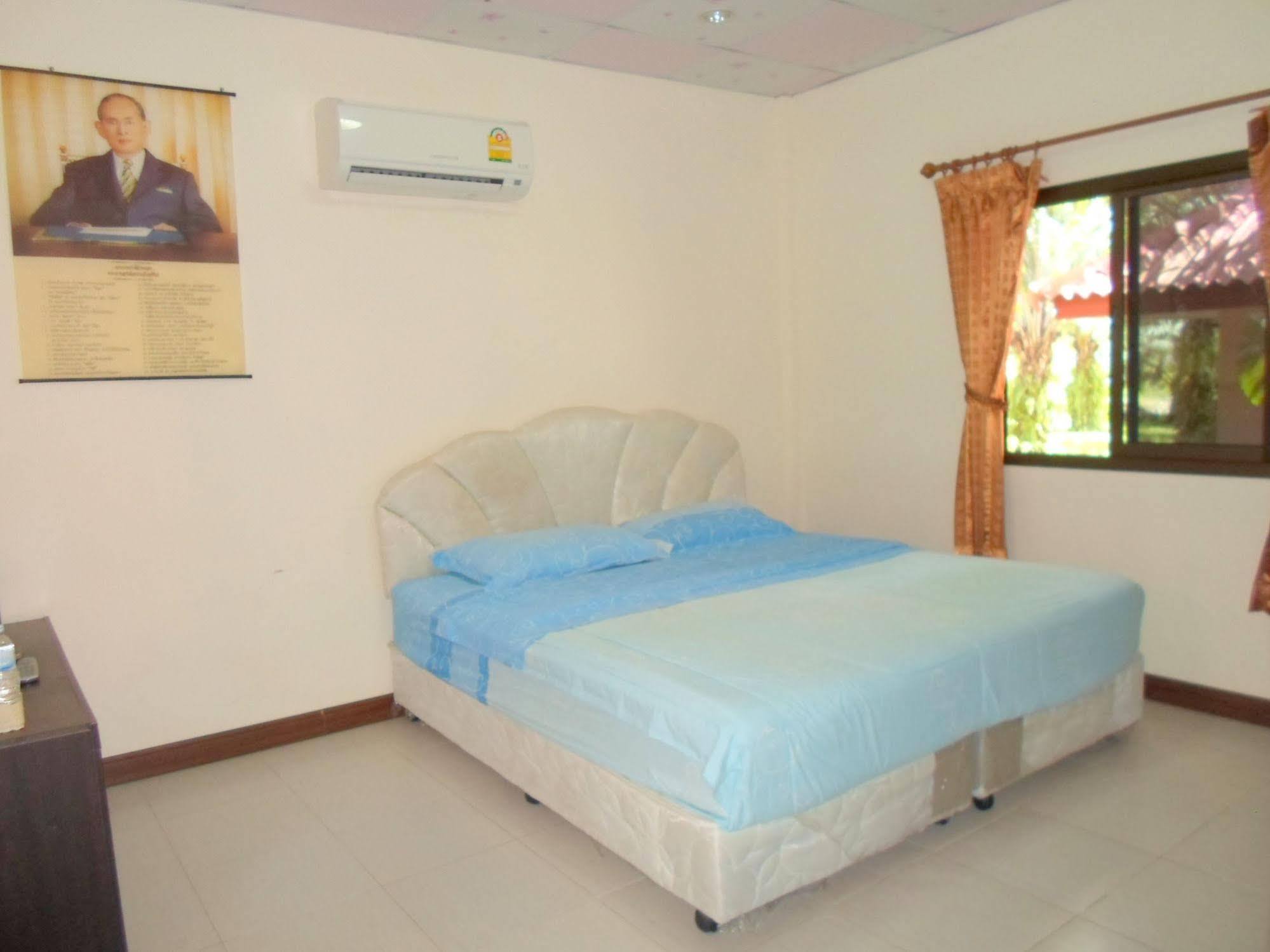 Bantatuk Resort & Restaurant Ban Tha Khun Exterior photo
